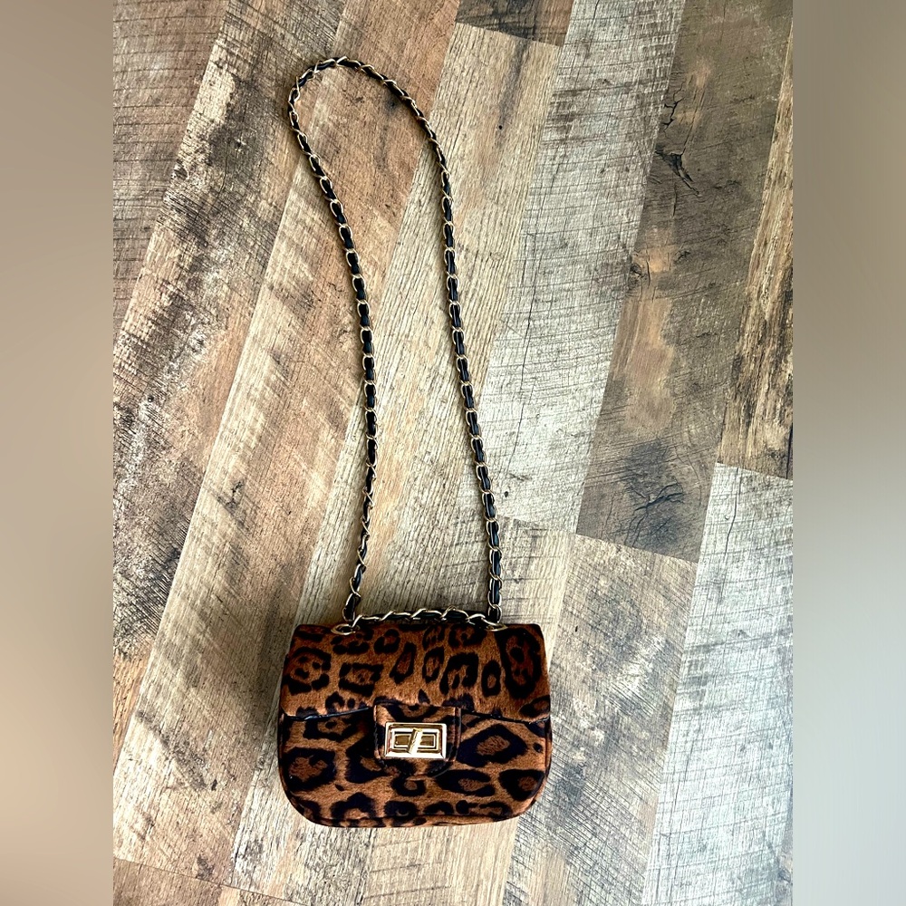 Boutique brand Leopard Print Crossbody Bag with chain strap